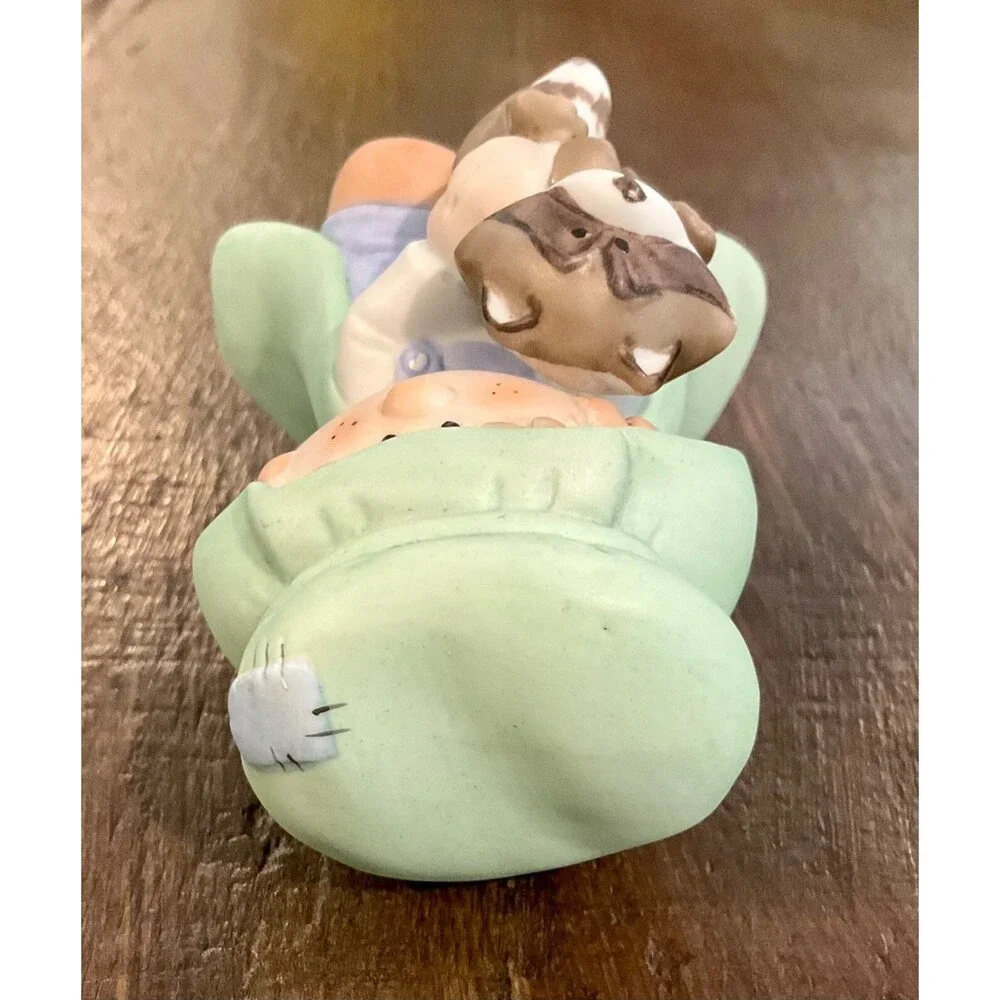 Bumpkin Figurine By Fabrizio Nativity Replacement Shepherd Raccoon Christmas